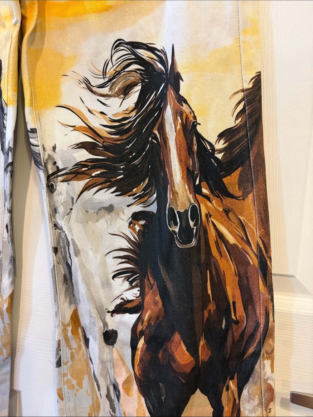 NWT Western Flare Wide-Leg Jeans Yellow Sun Brown Horse Painted Print - Picture 8 of 8